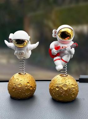 北欧载款宇航小摆件树QCK脂创意客间厅电视柜车玄关儿童房装饰礼