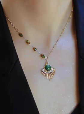 2025新款复古【孔雀尾】轻奢百搭钛钢项链高贵典雅绿色