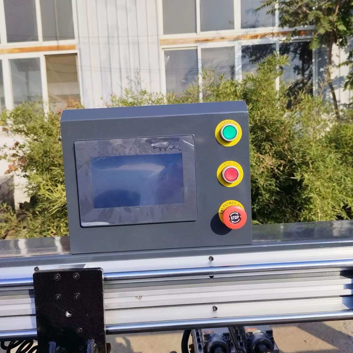 鸿济加工钉子木工机械设备板式家具打孔机全自动设备数控侧孔机 - 图1