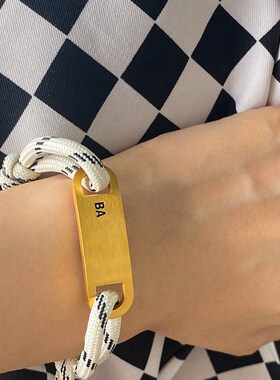 鞋带金银方牌可调节手链轻奢小众女款情侣2024年新款潮流时尚搭配