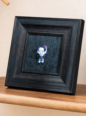 泡玛特展示相框摆画中古色