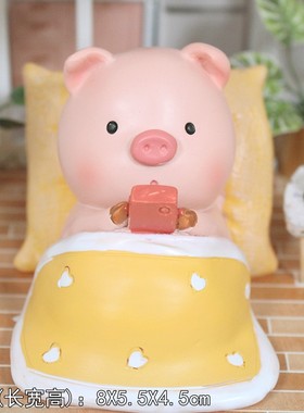 可爱小猪b汽车摆件内装饰品创意办公桌面日式治愈精致生日礼物男