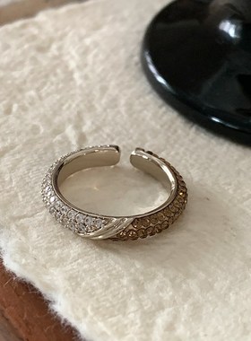 咖金戒指2025新款爆款叠戴食指戒轻奢高级感树叶爱W心锆石开口指