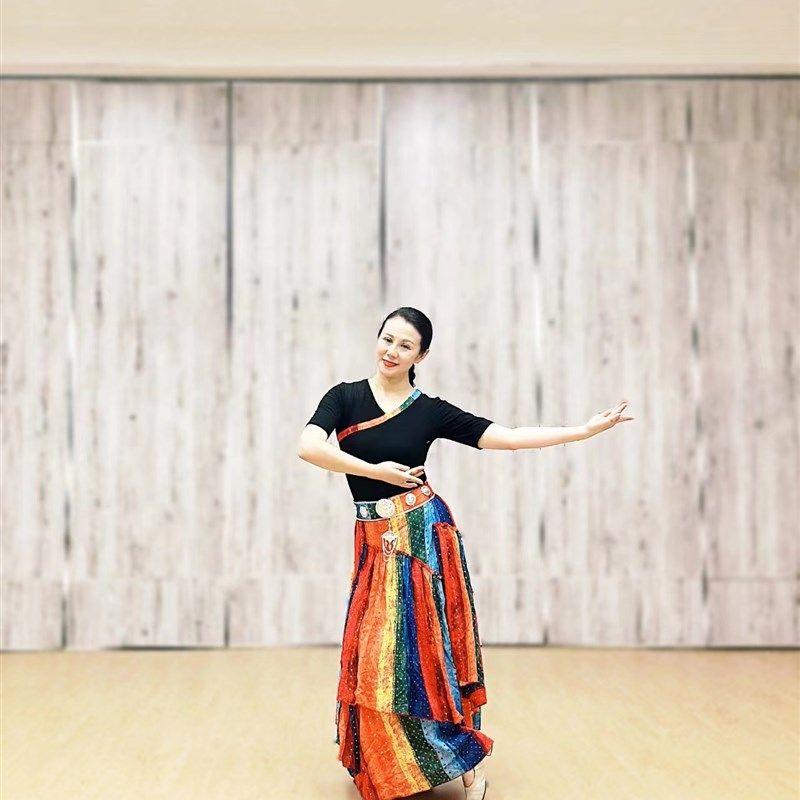 花与影新舞爱在纳木错藏族舞蹈服练习裙藏族舞台演出广场舞套装,淘宝优惠券,粉丝福利购,淘宝优惠卷