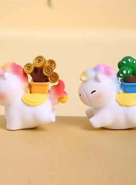 创意可爱小马车载摆件汽车内饰A品中控台装饰招财情绪稳定礼物女