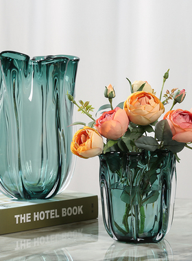 现代轻奢绿色琉璃花瓶摆件简约客厅餐桌样板房花器插花玻璃软装饰
