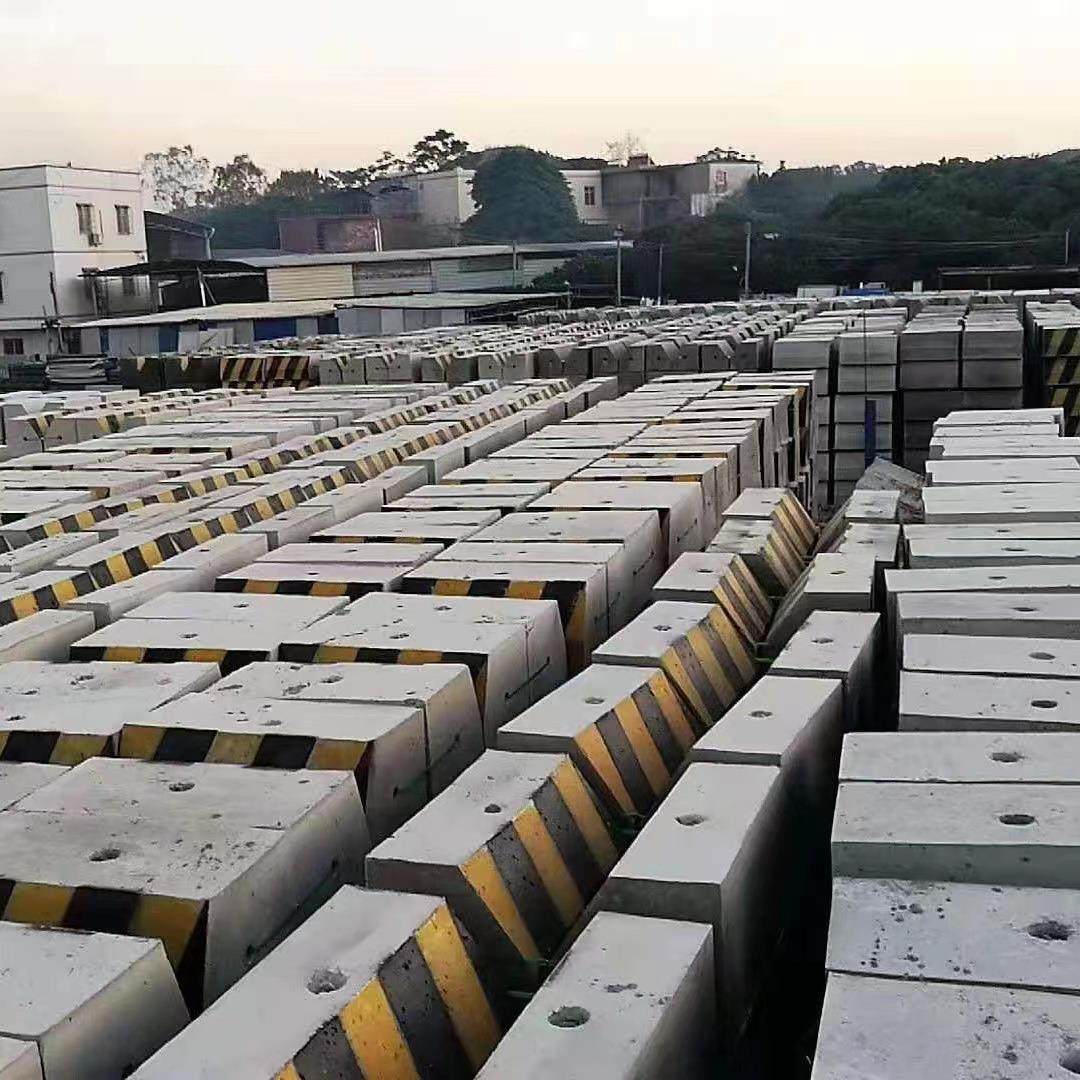 混凝土水泥墩钢结构围挡基础底座道路交通分流隔离防撞护栏警示墩,淘宝优惠券,粉丝福利购,淘宝优惠卷
