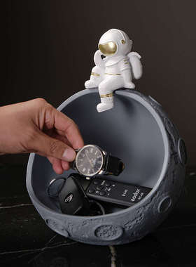 创意宇航员摆件客厅电视柜酒柜玄关太空人桌面树脂装饰摆设品礼物