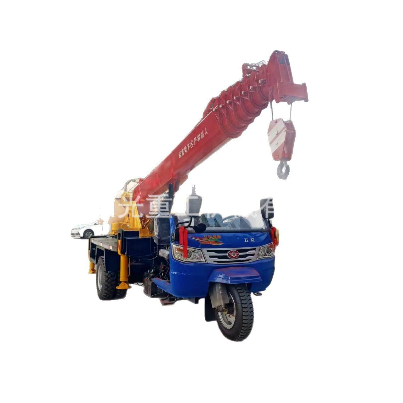 农村盖房用三轮吊车建筑工程小型三马子吊机液压支腿起重机,淘宝优惠券,粉丝福利购,淘宝优惠卷
