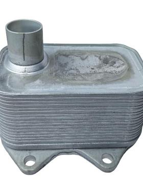 06J117021M发动机机油冷却器机油散热器A4L/A6L/Q5