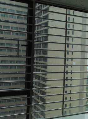 201不锈钢防盗网防盗窗宿舍自建房工厂阳台防护栏承接工程