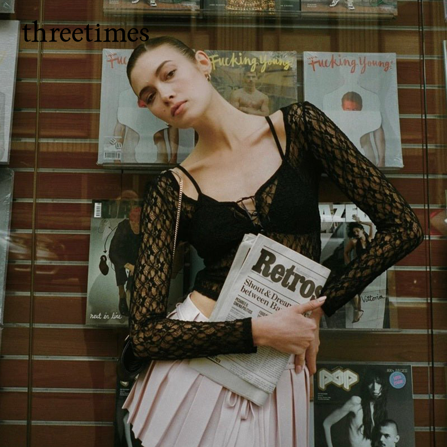 threetimes2025法式绝美打底蕾丝叠穿内搭独特别致长袖修身上衣女 - 图3