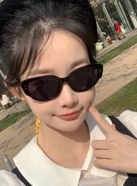 白框墨镜女高级感猫眼窄框复古眼镜王嘉尔同款网红2024新款太阳镜