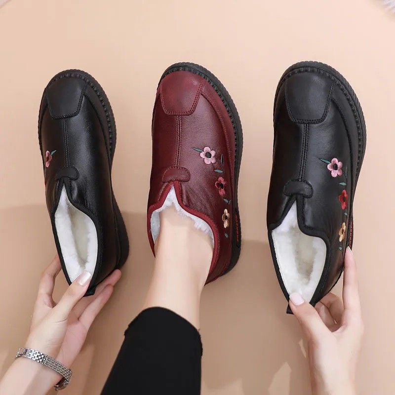 冬季老北京棉鞋女妈妈鞋加绒中老年奶奶鞋棉鞋防滑软底防水雪地靴,淘宝优惠券,粉丝福利购,淘宝优惠卷