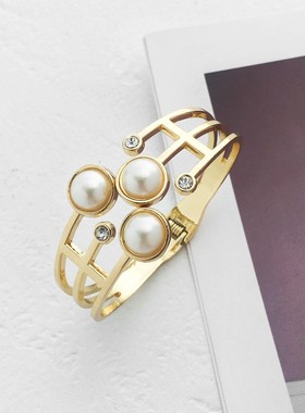 时尚百搭潮镂空几何珍珠合金手镯日韩流行开口质感手环女配饰品