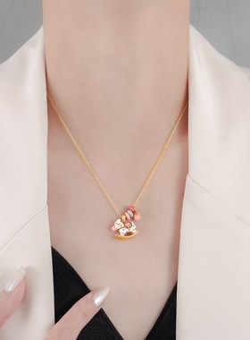 童趣卡通旋转木马吊坠项链彩色多巴胺可爱甜甜圈锁骨链小众设计感