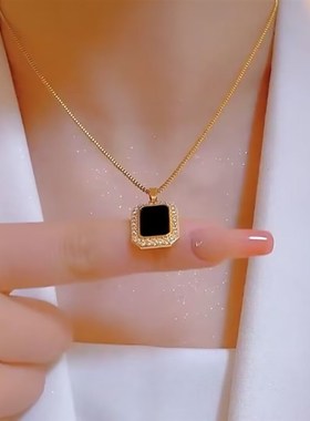 高级感双面黑色项链轻奢气质配饰小众女设计感锁骨链2023年新款