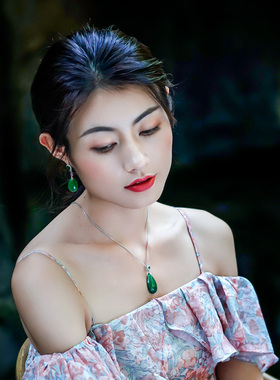 小情诗纯银绿玉髓天使泪水晶吊坠水滴项链简约锁骨链气质颈链配饰