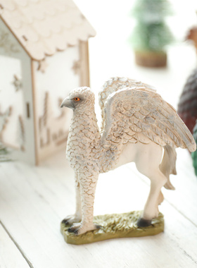 邓桌利多门树狮身鹰首布面禁脂摆件比克秃鹰复古