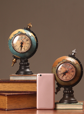 欧式复古别墅饰板间酒店吧台装样室钟表摆件卧品电视柜地球仪时钟