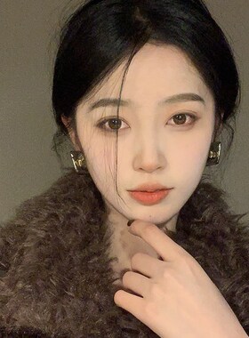 大气几何冷淡风方形字母m耳钉女小众设计高级感金属耳环简约耳饰