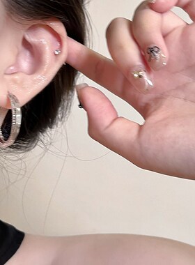 韩系经典素圈耳环女轻奢高级感大耳圈耳扣气质独特耳钉显脸小耳饰