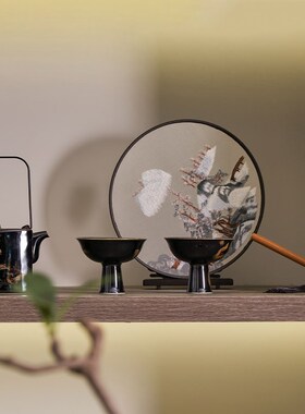 宋氏美学酒店会所茶柜书吧区柜体软装搭配陶瓷马酒壶摆件套装