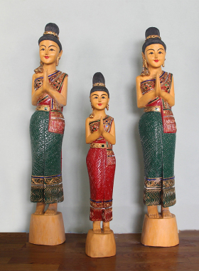 迎宾落地摆件门童酒店会所餐厅门口实木雕雕塑