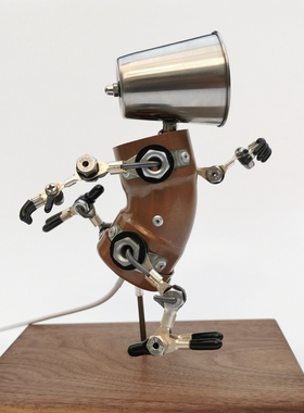 [宣城太守] 工业风金属 手工机器人桌面摆件装饰 奔跑 员