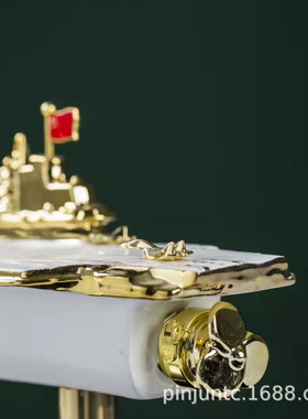 创意陶瓷酒瓶1.5斤航空母舰艺术酒瓶摆件辽宁舰空酒坛船造型酒瓶