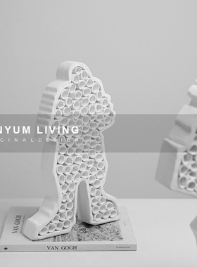 抽象镂空书卷人g物艺术摆件样品屋展示中心样板间书房博古架简约