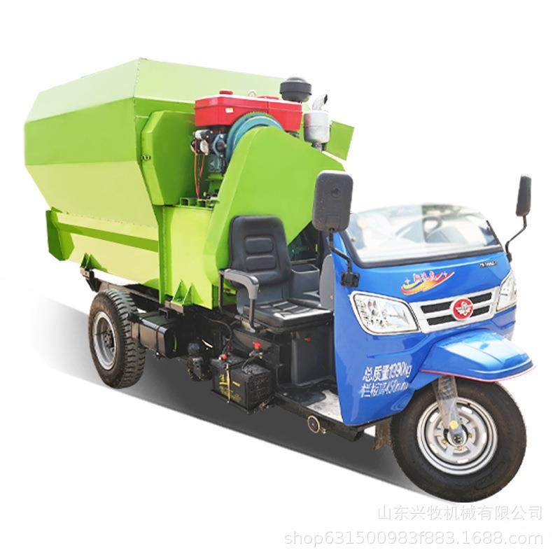 畜牧养殖电动3方羊圈草料投草车可做不同型号柴油撒料车出料均匀,淘宝优惠券,粉丝福利购,淘宝优惠卷