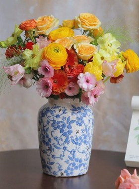 法国覆古旧冰裂蓝色和白色瓷瓶陶瓷高端花瓶下降航运