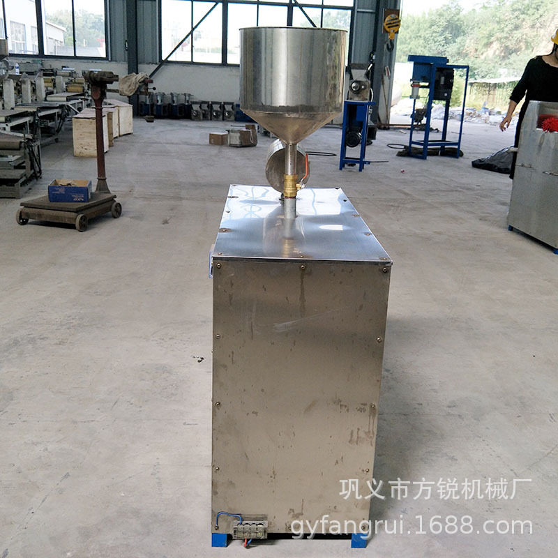 大型擀面皮加工机 杂粮果蔬擀面皮机 擀面皮机器设备,淘宝优惠券,粉丝福利购,淘宝优惠卷