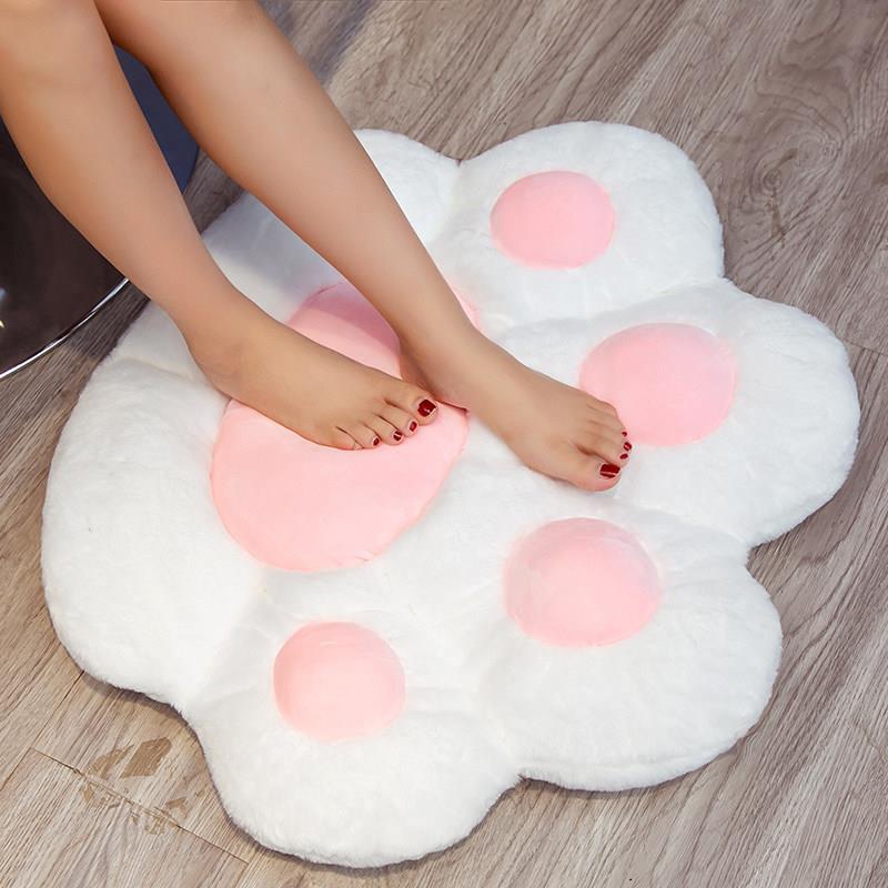 Japanese cat paw cushion cushion integrated office? chair cushion student chair cushion cute bear paw backrest bay window cushion