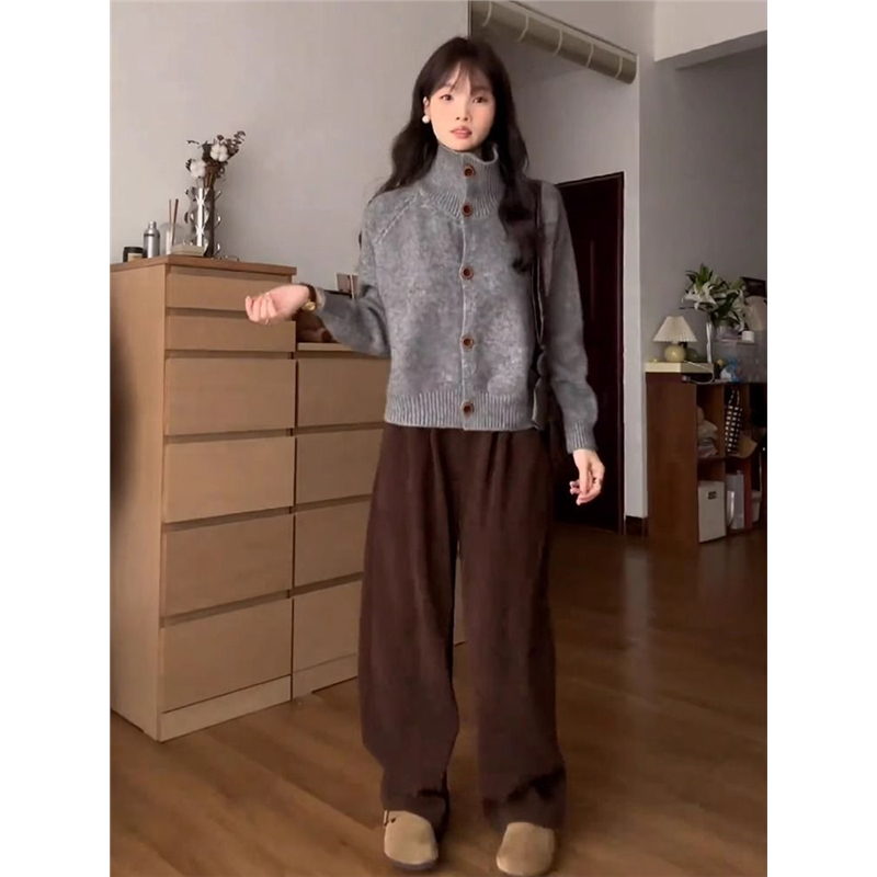 灰色针织高领早秋毛衣开衫慵懒高级感女装2025新款秋冬设计感外套,淘宝优惠券,粉丝福利购,淘宝优惠卷