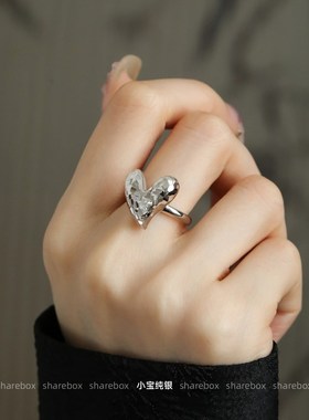 分享盒碎冰eS925银闪闪发光的三维爱情车花鱼鳞心形戒指的妇女