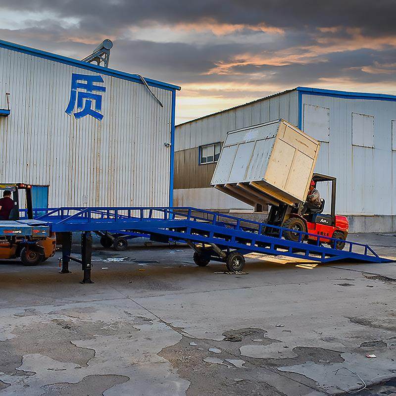 移动式登车桥装卸货平台仓储物流集装箱8吨电动液压移动登车桥,淘宝优惠券,粉丝福利购,淘宝优惠卷