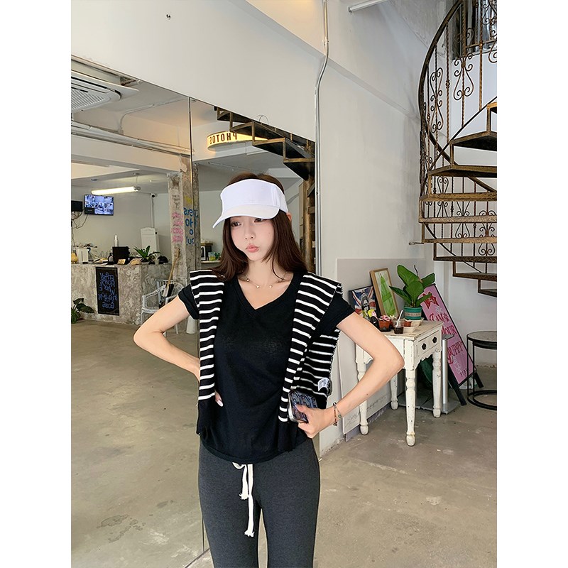 kumikumi高级n感撞色薄款外搭坎肩女夏季新款复古气质条纹针织披 - 图0