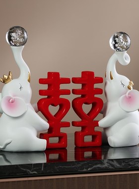 新婚礼物送新人可爱情侣对象摆件订婚客厅卧室装饰送闺蜜结婚礼物