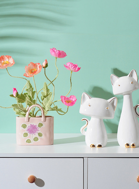 简约创意猫咪动物陶瓷小摆件现代酒柜电视柜家居装饰品卡通工艺品