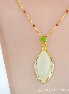 新款仿玉石小蛮腰吊坠项链女四季可带服饰挂件配饰衣服挂件毛衣链