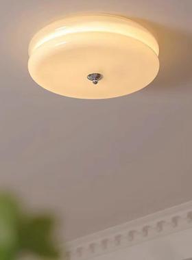 法式奶油风卧室玻璃全光谱吸顶灯具中古风书房次卧玄关阳台吸顶灯