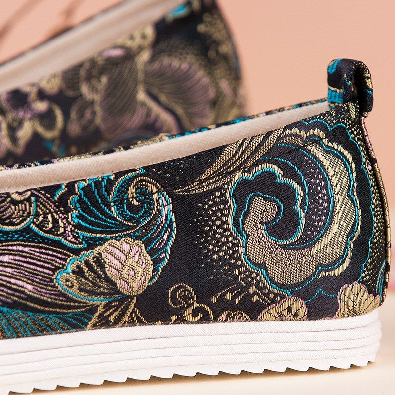 头珠翘头弓鞋古装鞋子女汉服鞋复古搭配马面千层底明制平底绣花鞋,淘宝优惠券,粉丝福利购,淘宝优惠卷