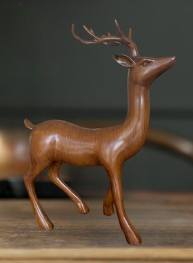 招财鹿摆件木雕情侣鹿结婚礼物创意家居乔迁新居客厅酒柜装饰礼品