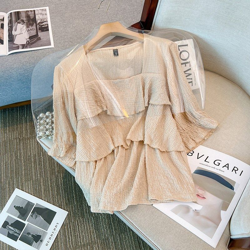 独特上衣超好看大码女装200斤法式锁骨方领宽松蛋糕荷叶遮肚子衫,淘宝优惠券,粉丝福利购,淘宝优惠卷