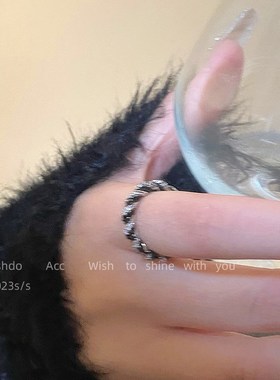 冷淡风黑色滴釉开口缠绕戒指锆石气质精致感素圈小众设计感指环女