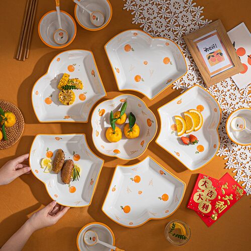 团圆拼盘餐具组合陶瓷碗盘套装盘子碗家用2022新款年夜饭火锅菜盘 - 图1
