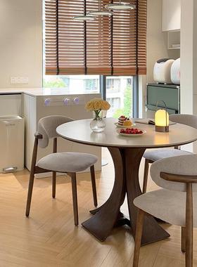 法式复古实木岩板圆形餐桌小户型饭桌现代简约家用胡桃色实木圆桌