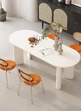 喜蜗北欧家用客厅岩板餐桌奶油风简易长方形饭桌轻奢洽谈桌